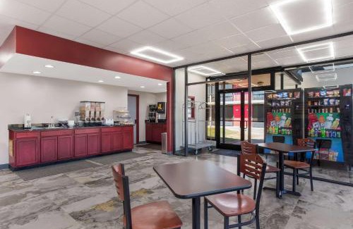 Cave City Cabin | Econo Lodge Cave City