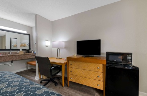 Cheraw Hotel | Econo Lodge Cheraw Market Street