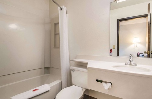 Corvallis Hotel | Econo Lodge Corvallis Near University