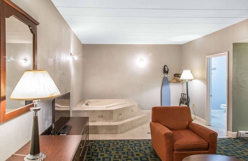 Cranston Hotel | Econo Lodge Cranston - Providence