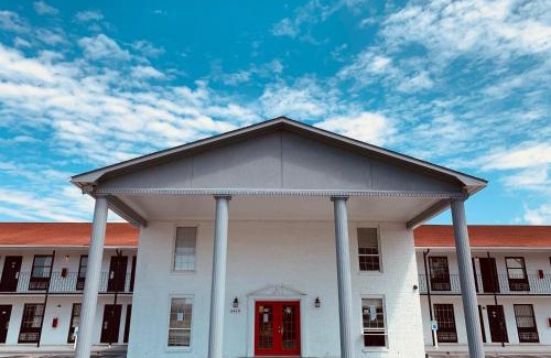 Morehead City Cabin | Econo Lodge Crystal Coast