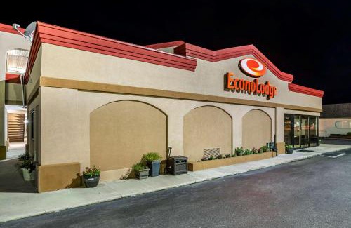 Easton Cabin | Econo Lodge Easton Route 50