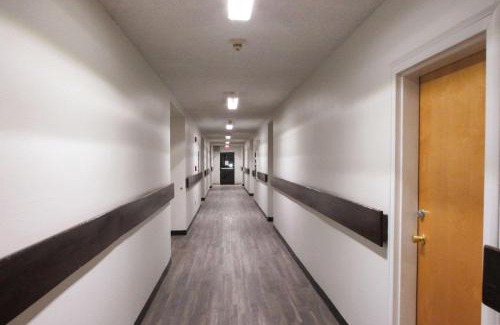 Allison Hotel | Econo Lodge Gallup West