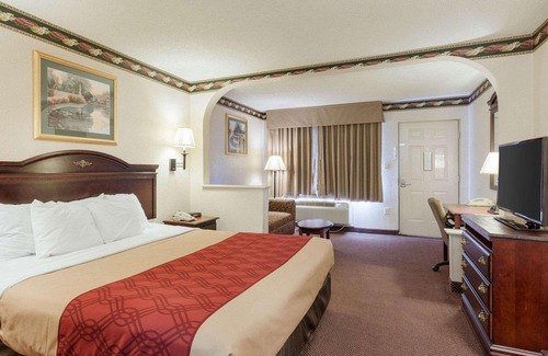 Grenada Hotel | Econo Lodge Grenada