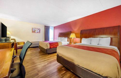 Brookings Hotel | Econo Lodge Inn & Suites Brookings