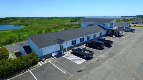 Saint John Hotel | Econo Lodge Inn & Suites
