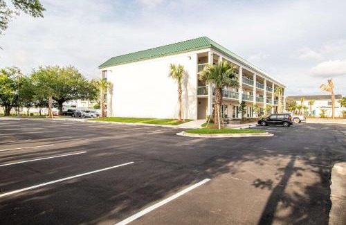 Foley Hotel | Econo Lodge Inn & Suites Foley-North Gulf Shores