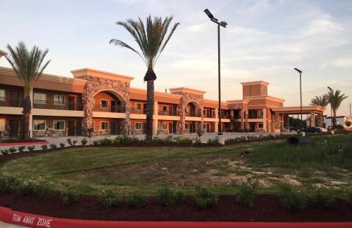 FM 1960 Hotel | Econo Lodge Inn & Suites Houston NW-Cy-Fair