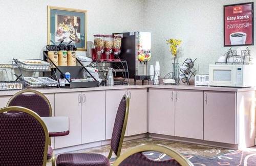 Marietta Hotel | Econo Lodge Inn & Suites Marietta near Dobbins ARB