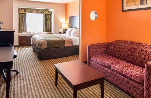 Natchitoches Hotel | Econo Lodge Inn & Suites Natchitoches
