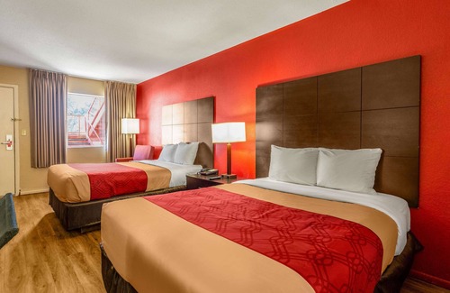 Meridian Hotel | Econo Lodge Meridian South