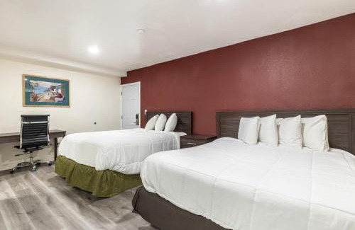 Needles Cabin | Econo Lodge Needles