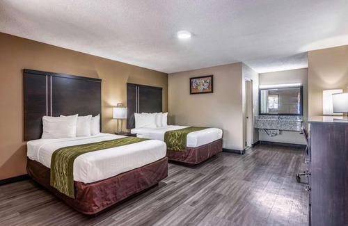 Opelika Hotel | Econo Lodge Opelika