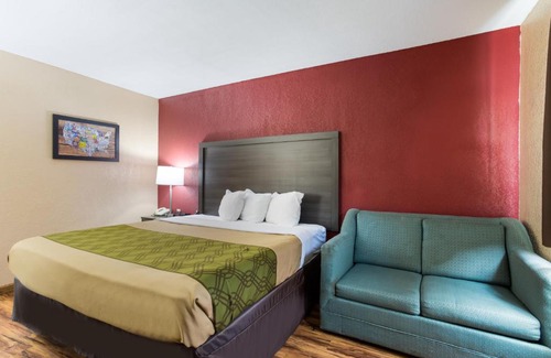 Painted Post Cabin | Econo Lodge Painted Post - Corning