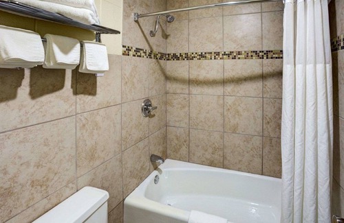 Phillipsburg Hotel | Econo Lodge Phillipsburg