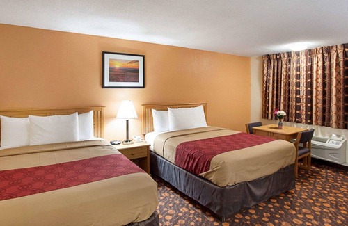 Phillipsburg Hotel | Econo Lodge Phillipsburg