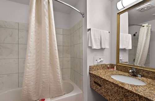 Princess Anne Hotel | Econo Lodge Princess Anne
