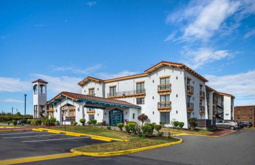 North Chesterfield Cabin | Econo Lodge Richmond-North Chesterfield