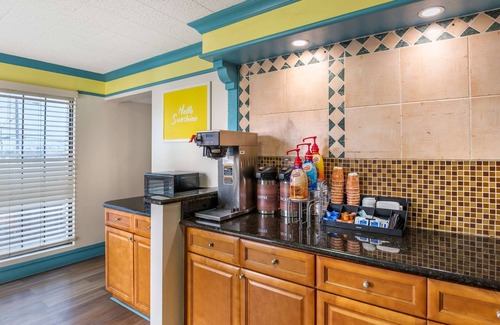 North Chesterfield Hotel | Econo Lodge Richmond-North Chesterfield