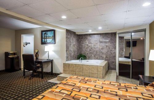 South Salisbury Hotel | Econo Lodge Salisbury South