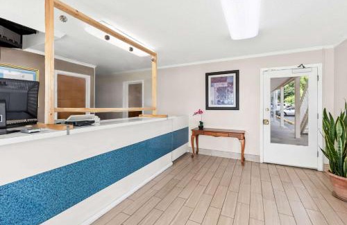 St. George Cabin | Econo Lodge St George