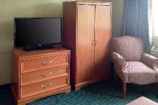 West Southern Pines Hotel | Econo Lodge & Suites Southern Pines - Pinehurst