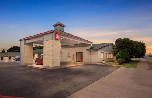 Childress Cabin | Econo Lodge