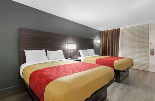 Creedmoor Hotel | Econo Lodge