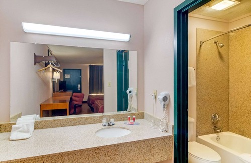 Decatur Hotel | Econo Lodge