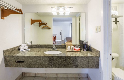 Durant Hotel | Econo Lodge