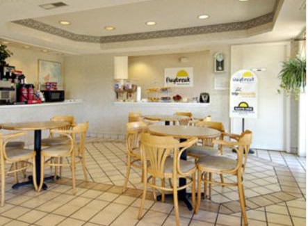 Franklin Cabin | Econo Lodge