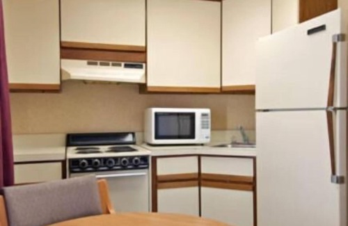 Franklin Hotel | Econo Lodge