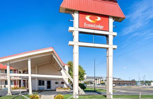 Miles City Cabin | Econo Lodge