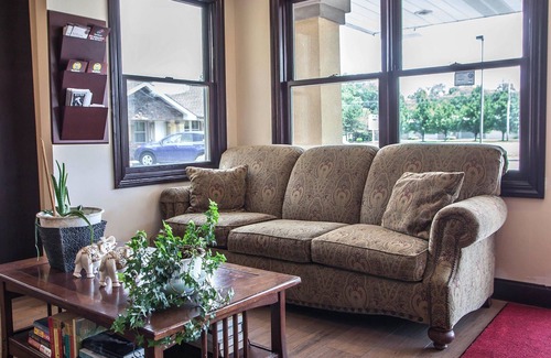 Newton Hotel | Econo Lodge