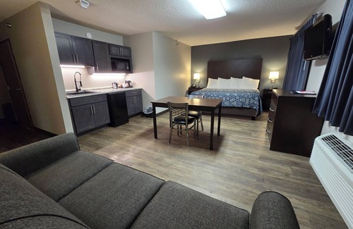 Ortonville Hotel | Econo Lodge