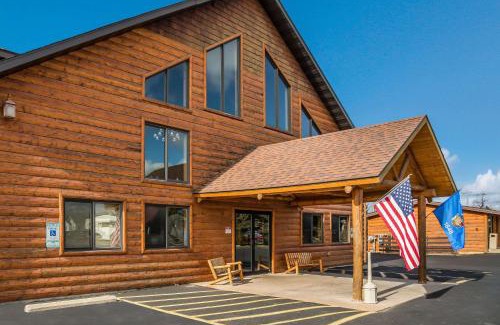 Rice Lake Cabin | Econo Lodge