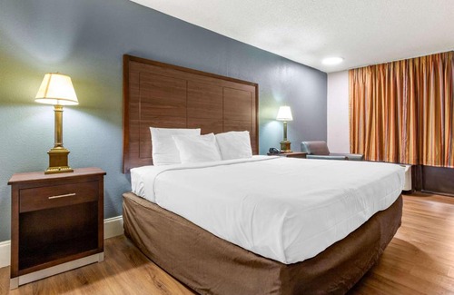 Rock Hill Cabin | Econo Lodge