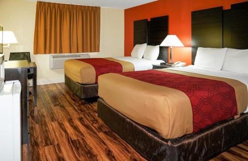 Rome Cabin | Econo Lodge