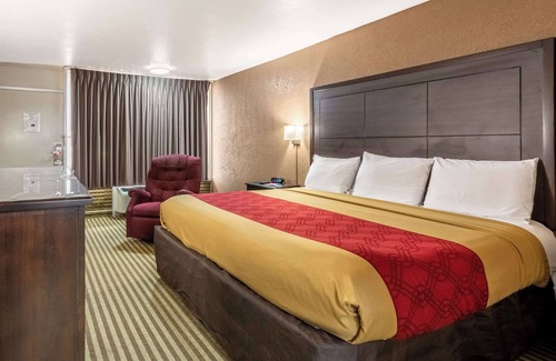 Winfield Hotel | Econo Lodge