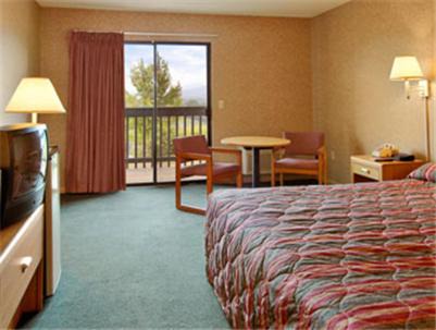 Waynesville Hotel | Econo Lodge Waynesville