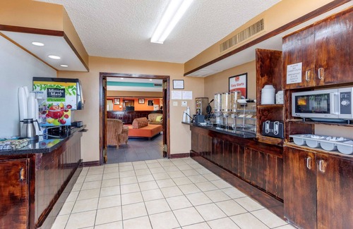 Wichita Falls Hotel | Econo Lodge Wichita Falls Downtown