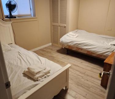 Burnaby House | Economical Homestay