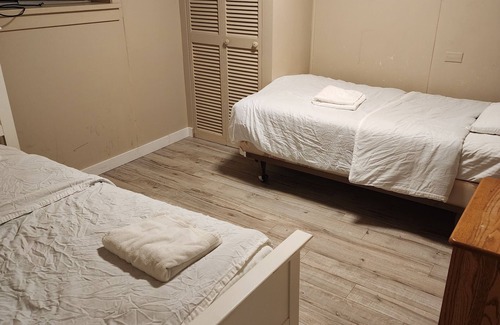 Burnaby House | Economical homestay