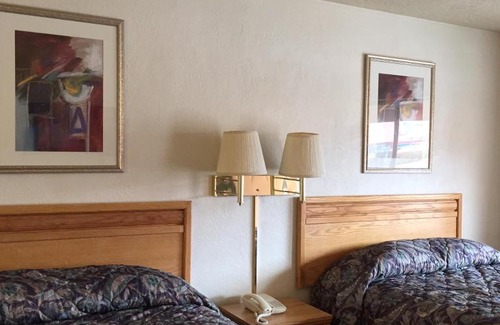 Alamogordo Hotel | Economy Inn Alamogordo