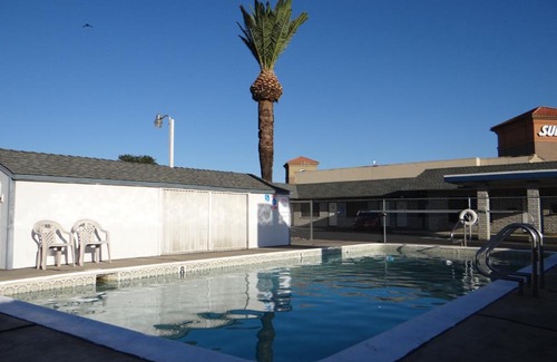 Corning Hotel | Economy Inn Corning