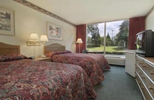 Shreveport Hotel | Economy Inn & Suites