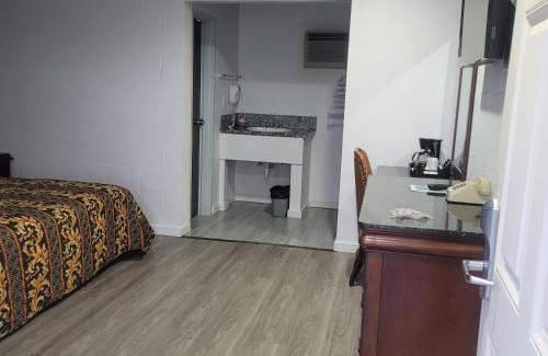 Corning Hotel | Economy inn
