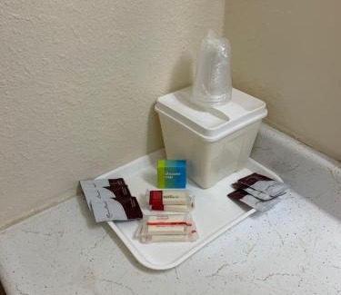 Garnett Hotel | Economy Inn