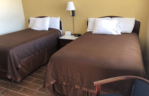Okeechobee Hotel | Economy Inn