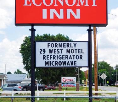 Taylorville Hotel | Economy Inn